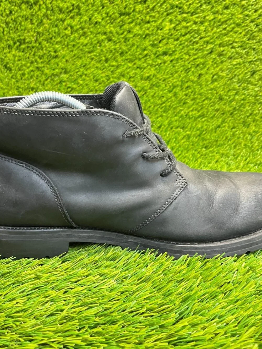 Timberland Grantly Mens Size 10 Black Classic Leather Lace Up Chukka Boots Shoes